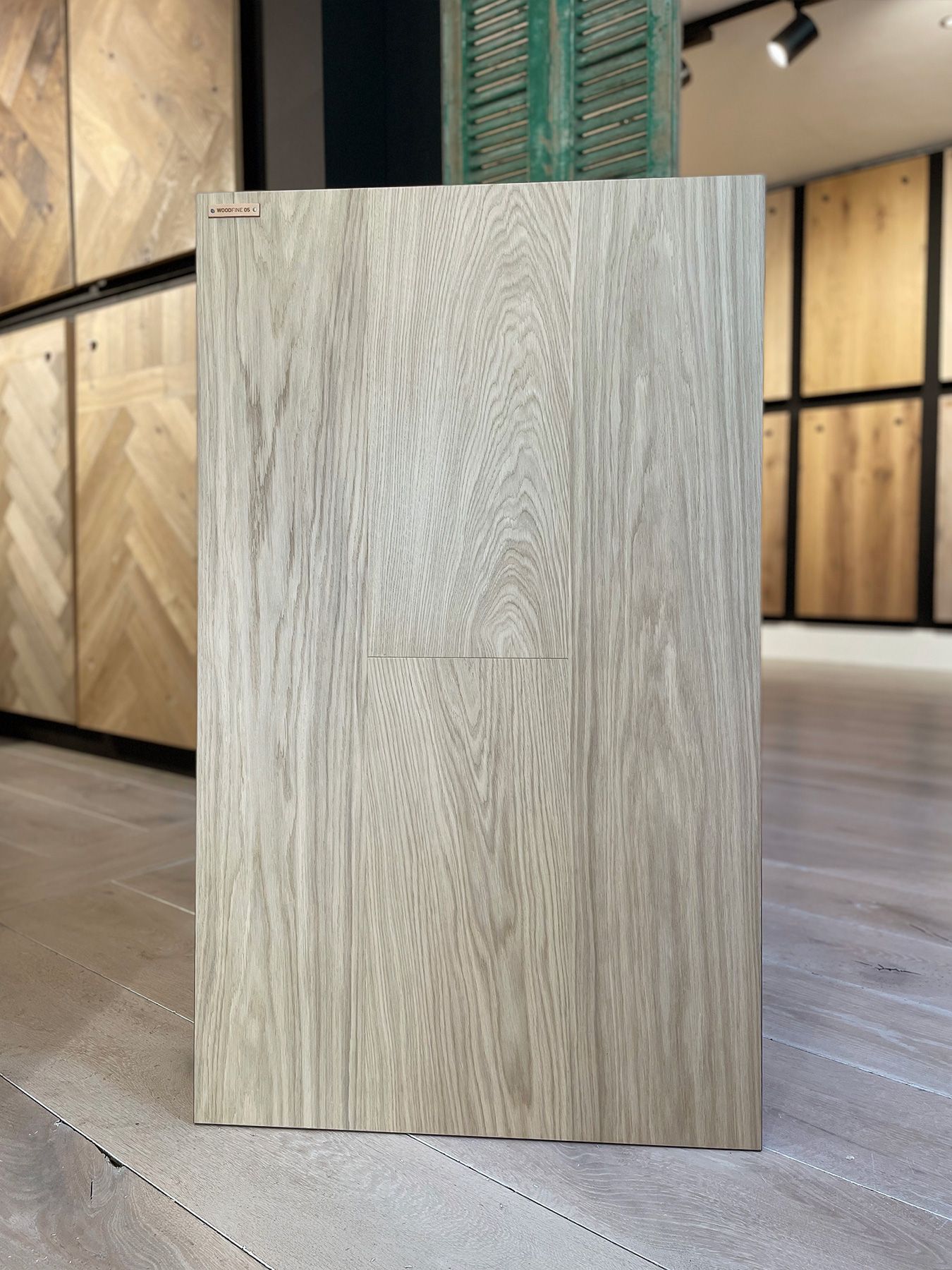 Collectie Budgetvloer WOODfine fineerparket XL planken extra breed gelakt | The Woodstore Scheveningen